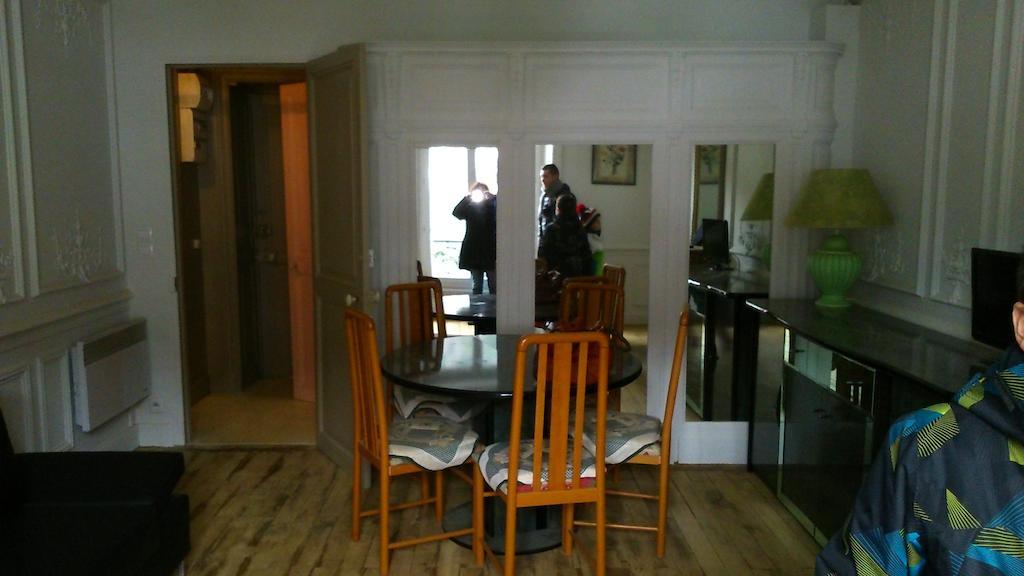 Le Sarciron Apartment Le Mont-Dore Cameră foto
